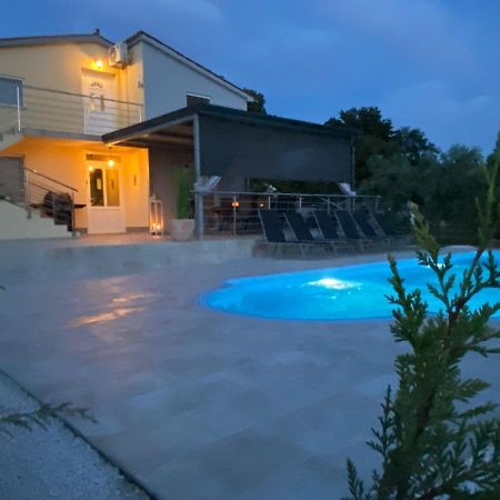Naturia Holiday House Medulin Exterior foto