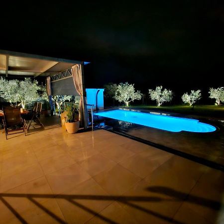 Naturia Holiday House Medulin Exterior foto
